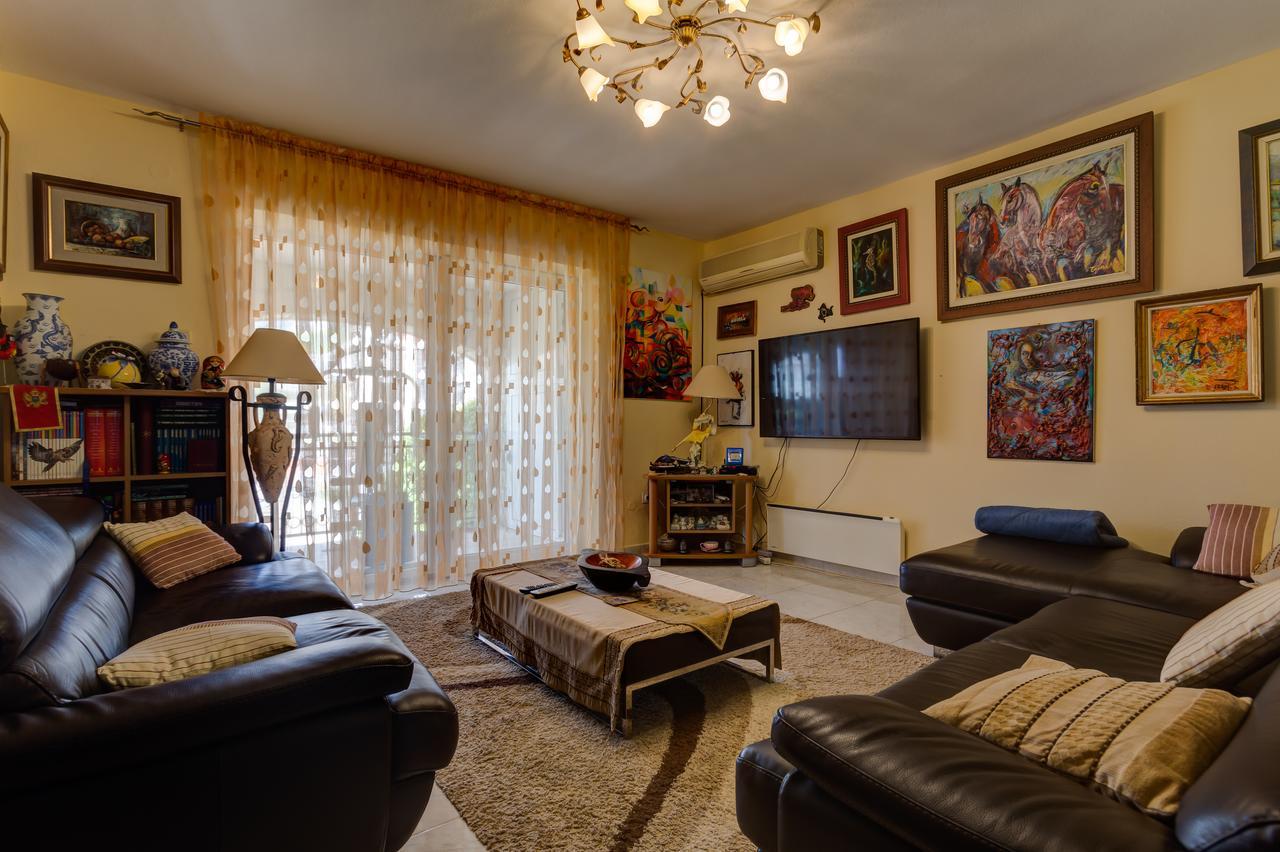 Apartments Varja Sveti Stefan Luaran gambar