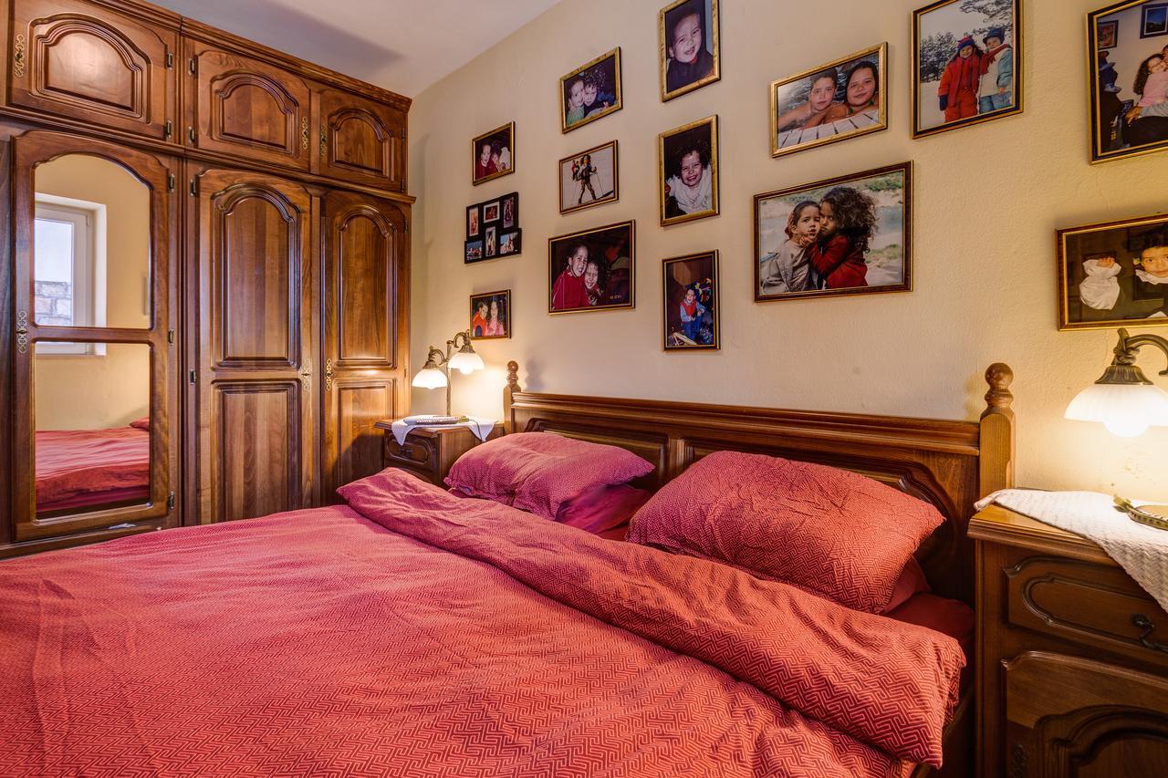 Apartments Varja Sveti Stefan Luaran gambar
